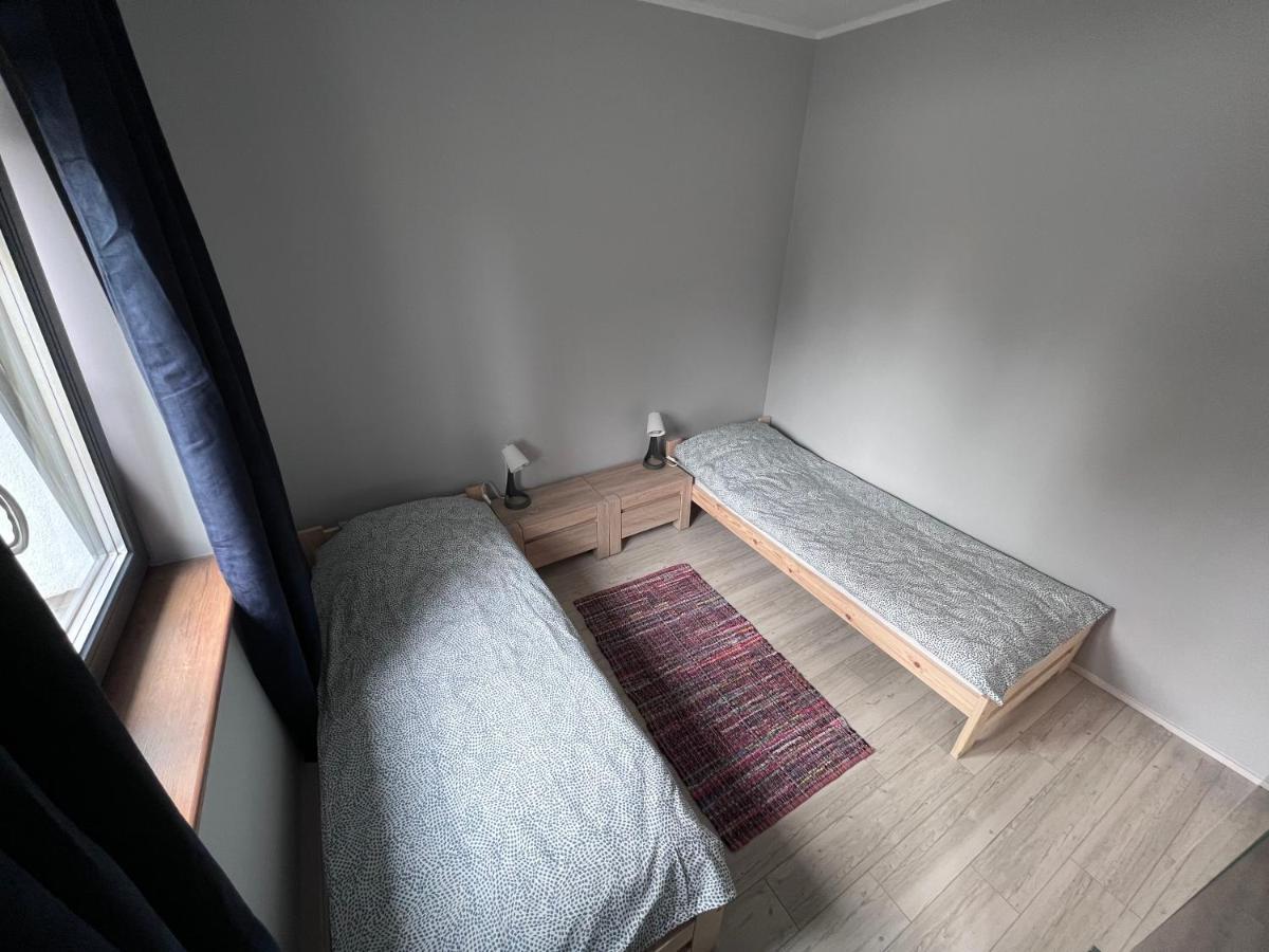 Apartament Pod Jaworami Z Antresola イェレニャ・グーラ エクステリア 写真